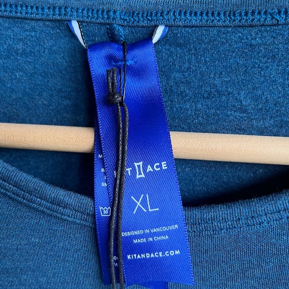 Good feels crew dress. XL - Picture 8 of 12